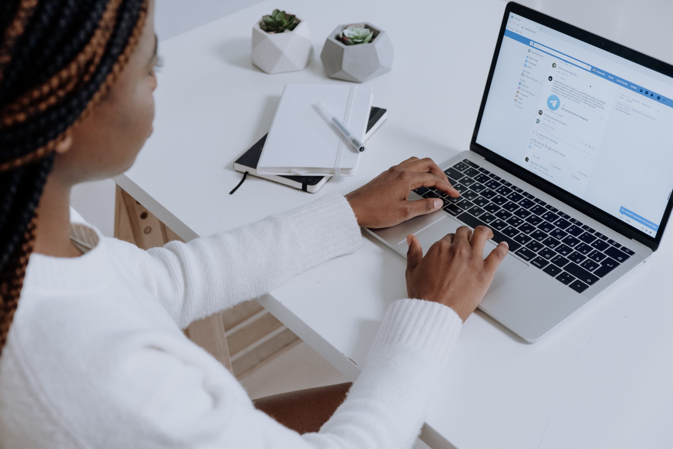 Confira como fazer suas apresentações com o Canva