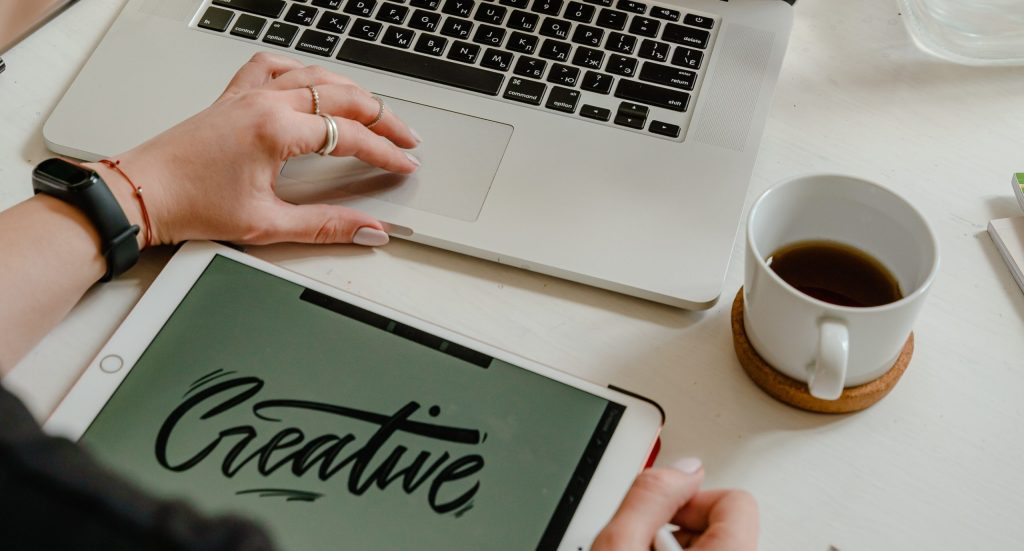 Como ser diferente e criativo fazendo design no canva
