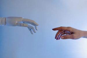 Descubra 4 inteligências artificiais que todo jornalista precisa conhecer