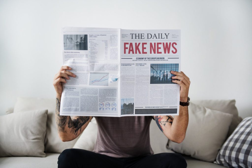 Como identificar Fake News