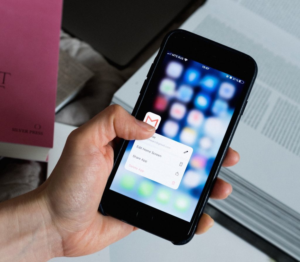Conheça 3 dicas para enviar o seu currículo por e-mail