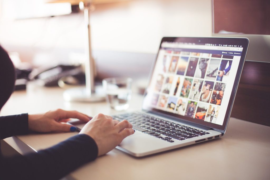 O caminho certo para fechar sua contratação como Social Media este ano