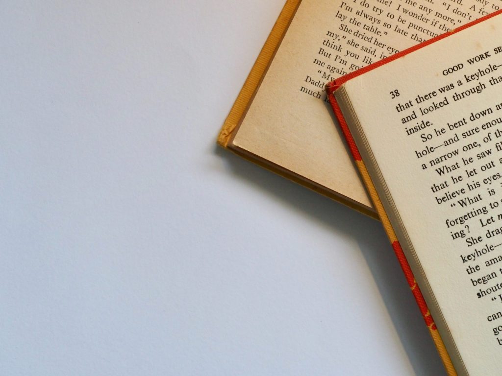 Conheça 4 sites para baixar livros de graça na legalidade